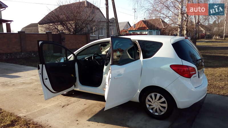 Хетчбек Opel Meriva 2013 в Сумах