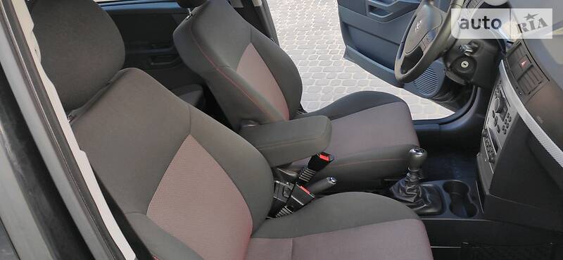 Універсал Opel Meriva 2008 в Львові фото 45 Універсал Opel Meriva 2008 в Львові