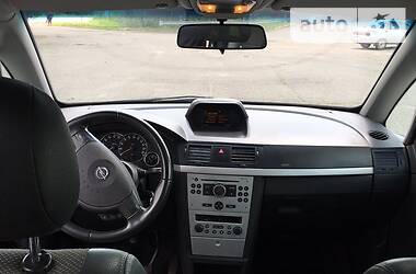 Хэтчбек Opel Meriva 2009 в 