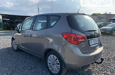 Хетчбек Opel Meriva 2011 в Стрию