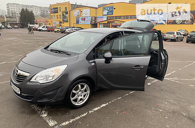 Микровэн Opel Meriva 2010 в Житомире