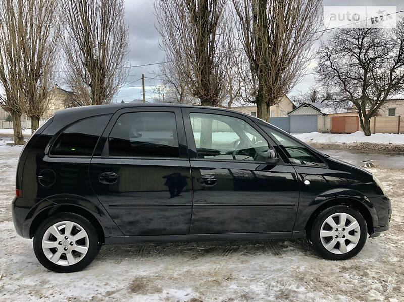 Хэтчбек Opel Meriva 2008 в Харькове