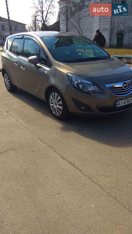 Микровэн Opel Meriva 2010 в Переяславе