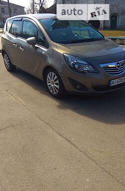 Микровэн Opel Meriva 2010 в Переяславе