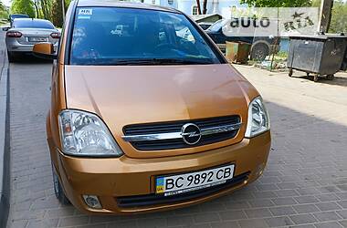 Микровэн Opel Meriva 2005 в Новояворовске