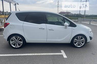 Минивэн Opel Meriva 2010 в 