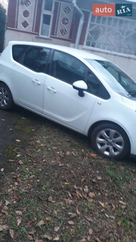 Opel Meriva 2011
