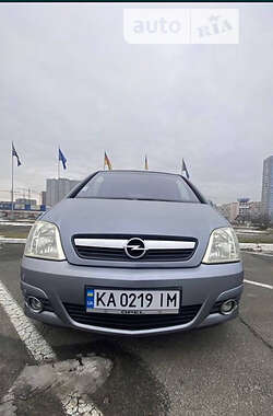 Микровэн Opel Meriva 2010 в Киеве