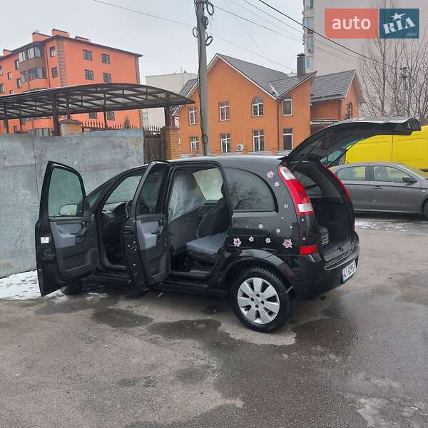 Микровэн Opel Meriva 2005 в Киеве