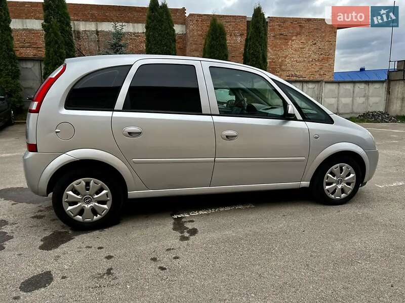 Микровэн Opel Meriva 2005 в Нововолынске