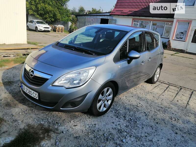Мікровен Opel Meriva 2010 в 