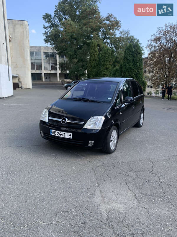 Микровэн Opel Meriva 2004 в Киеве