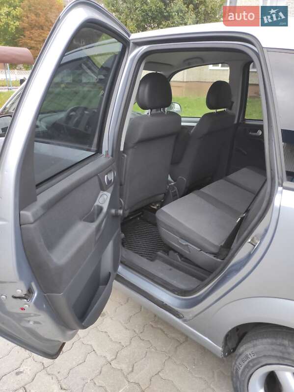 Мікровен Opel Meriva 2005 в Нововолинську