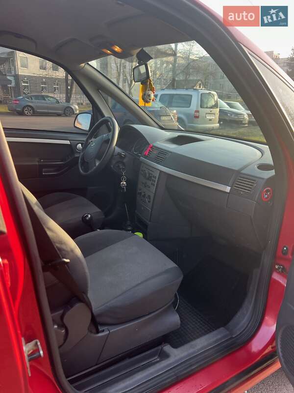 Мікровен Opel Meriva 2004 в Іршаві