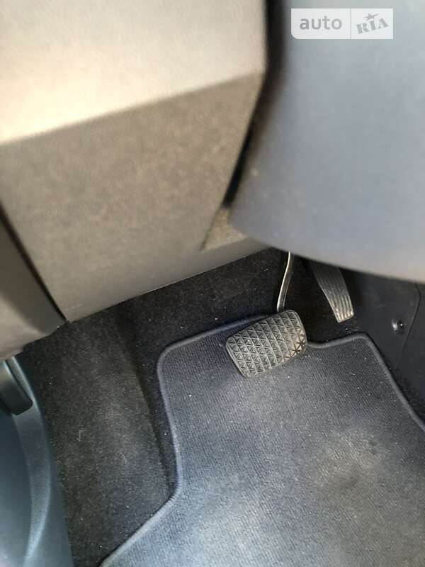 Мікровен Opel Meriva 2008 в Ужгороді