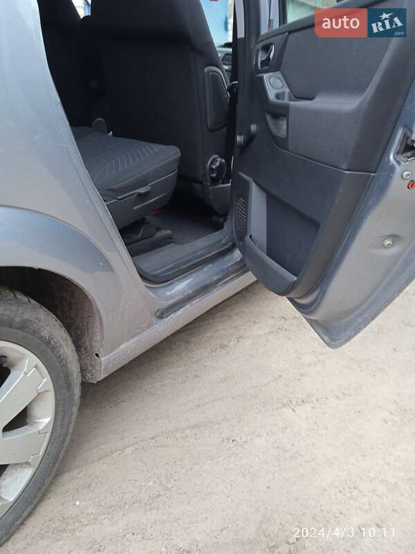 Микровэн Opel Meriva 2006 в Ямполе