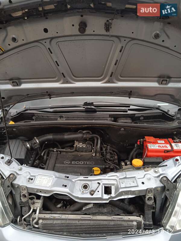 Микровэн Opel Meriva 2006 в Ямполе