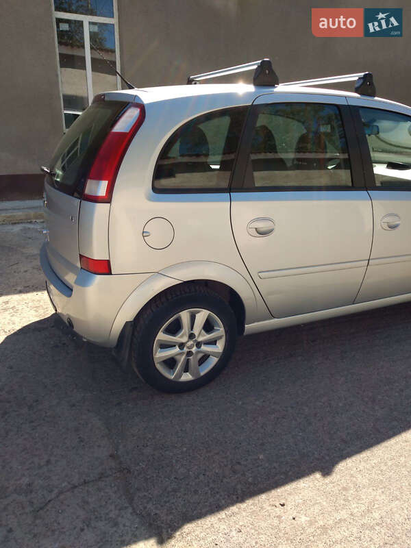 Мікровен Opel Meriva 2003 в Івано-Франківську