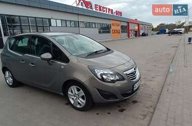 Мікровен Opel Meriva 2011 в Нововолинську