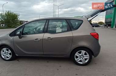 Мікровен Opel Meriva 2011 в Нововолинську