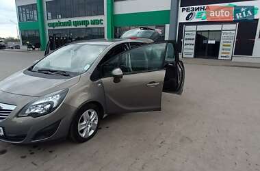 Мікровен Opel Meriva 2011 в Нововолинську
