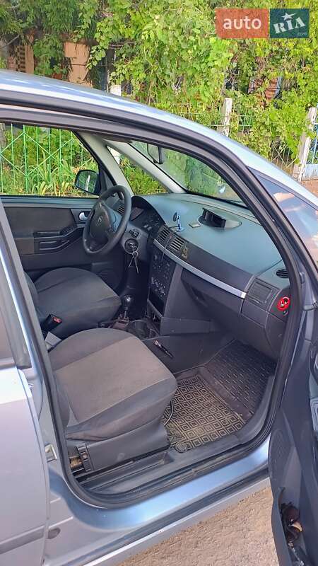 Микровэн Opel Meriva 2004 в Гайвороне