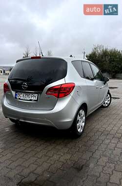 Микровэн Opel Meriva 2013 в Городке