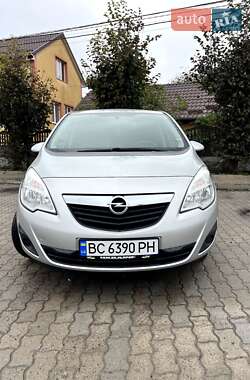 Микровэн Opel Meriva 2013 в Городке