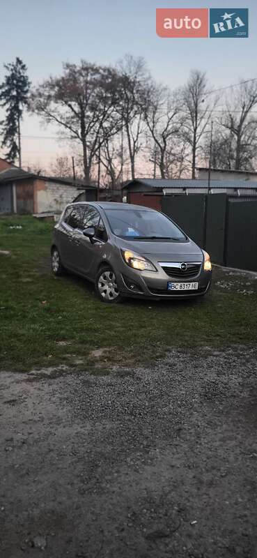 Микровэн Opel Meriva 2011 в Яворове