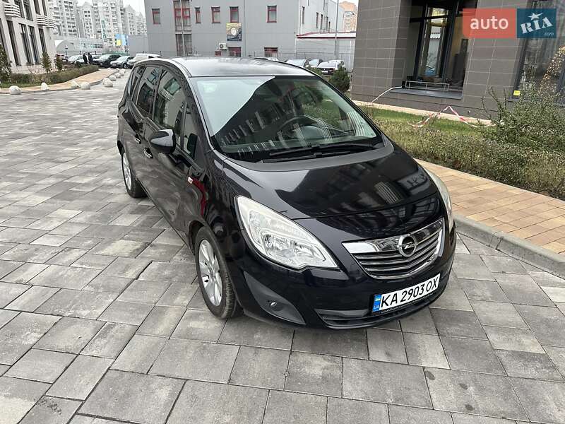 Микровэн Opel Meriva 2011 в Киеве