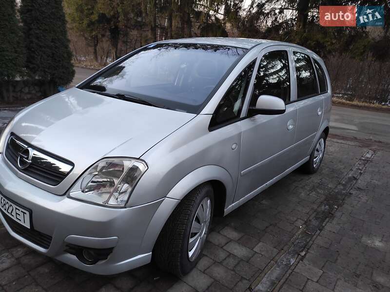 Opel Meriva 2010