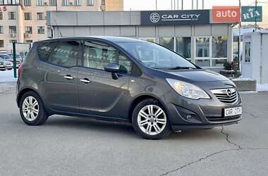 Мікровен Opel Meriva 2010 в Києві