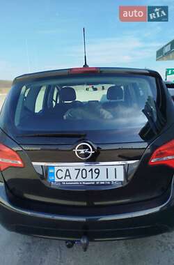 Микровэн Opel Meriva 2015 в 