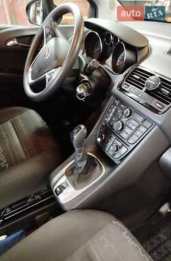 Микровэн Opel Meriva 2015 в 