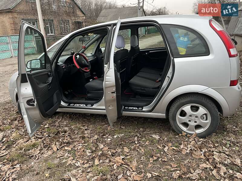 Микровэн Opel Meriva 2004 в Кропивницком