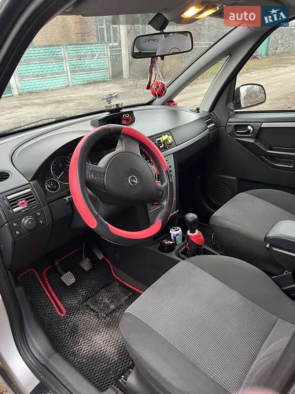 Микровэн Opel Meriva 2004 в Кропивницком