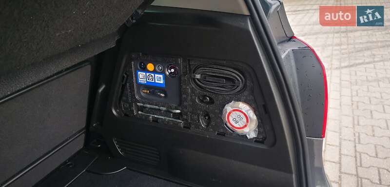 Микровэн Opel Meriva 2012 в Львове