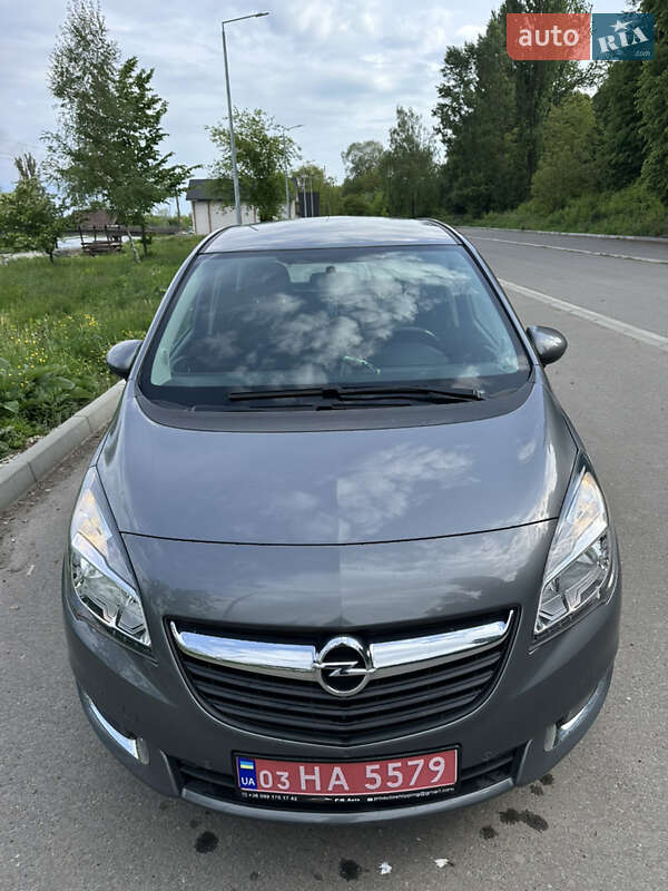 Мікровен Opel Meriva 2015 в Бурштині