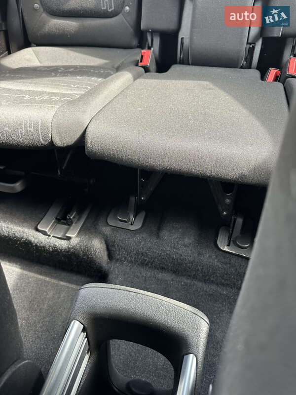 Мікровен Opel Meriva 2015 в Бурштині