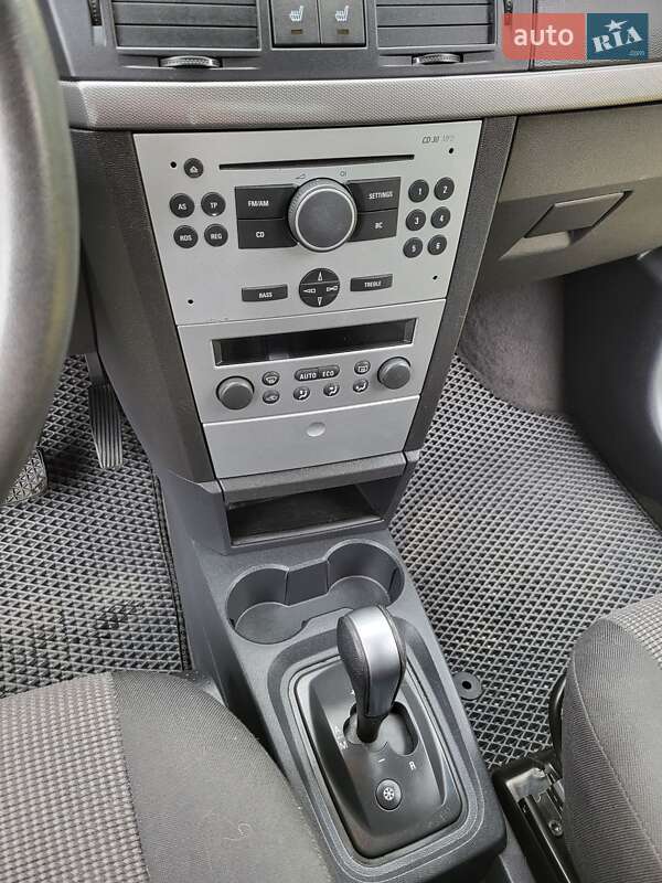 Мікровен Opel Meriva 2004 в Дубровиці