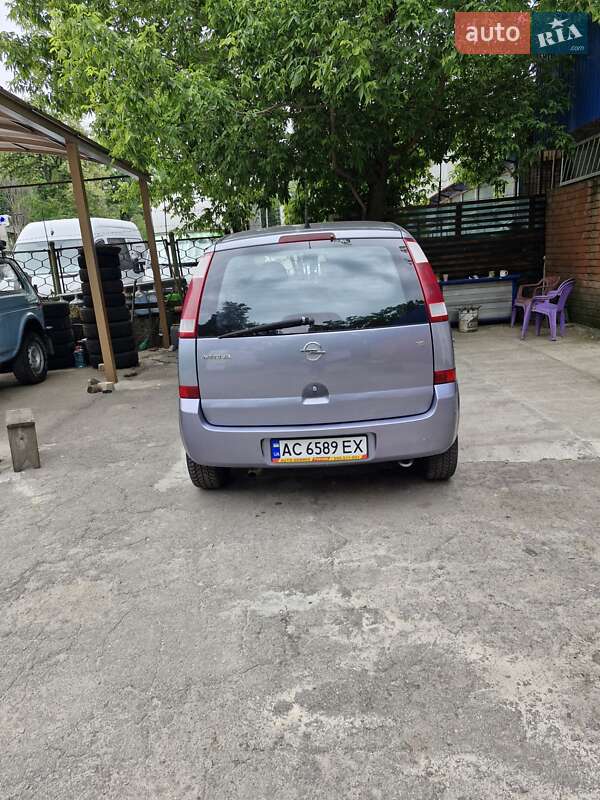 Opel Meriva 2004