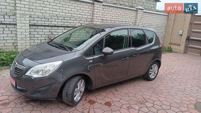 Мікровен Opel Meriva 2011 в Харкові