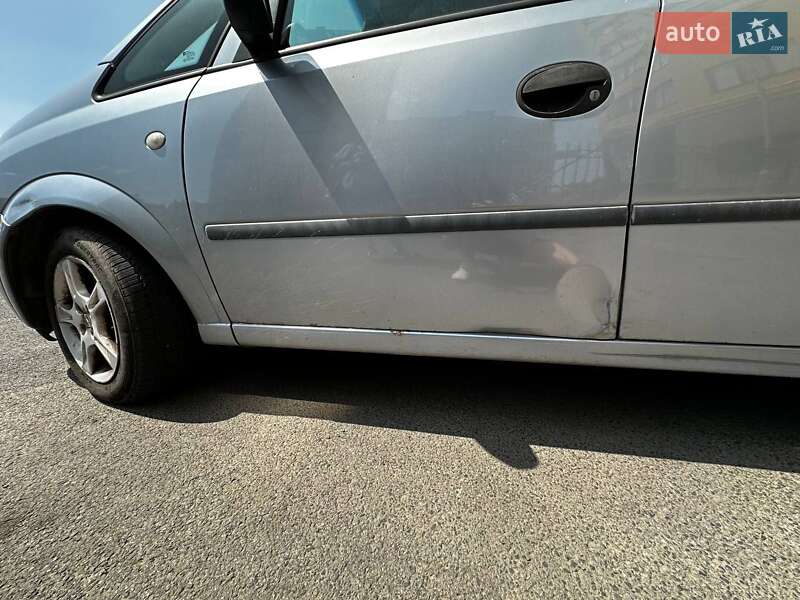 Микровэн Opel Meriva 2004 в Луцке