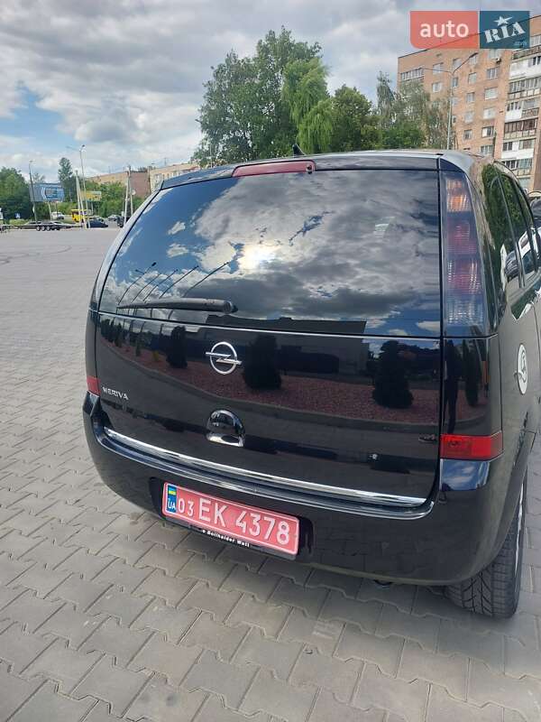 Микровэн Opel Meriva 2010 в Луцке