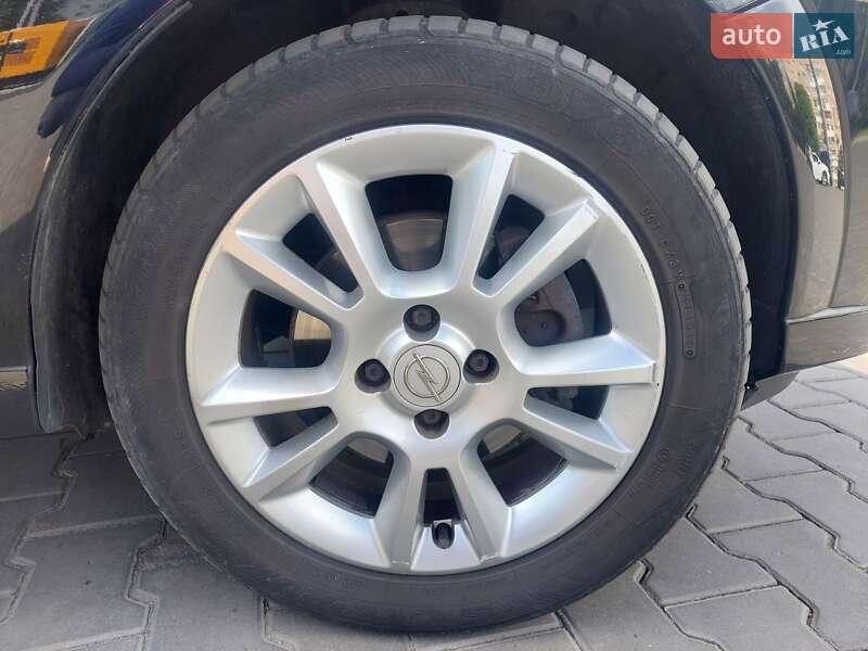 Микровэн Opel Meriva 2010 в Луцке