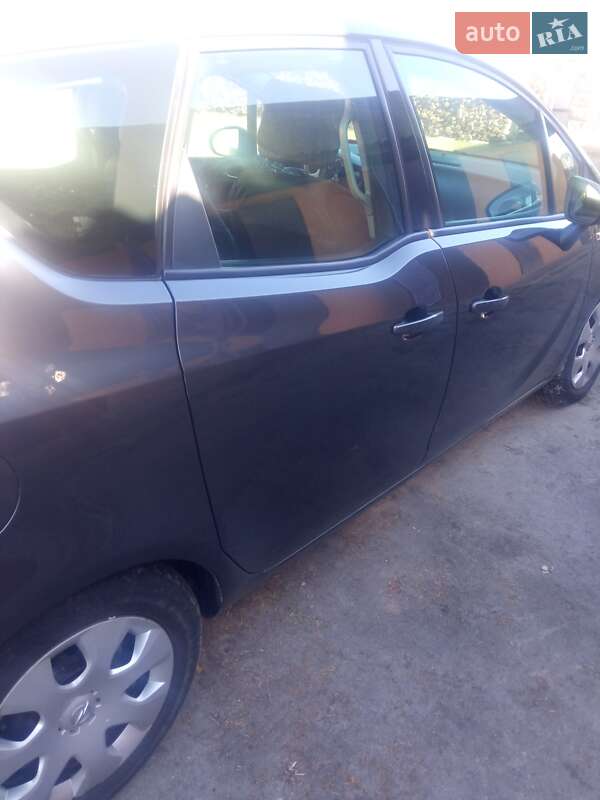 Микровэн Opel Meriva 2011 в Вараше фото 4 Микровэн Opel Meriva 2011 в Вараше