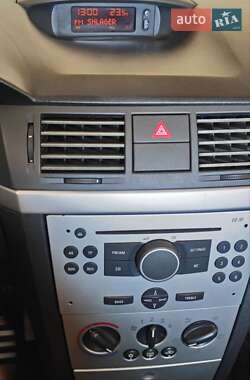 Мікровен Opel Meriva 2004 в 