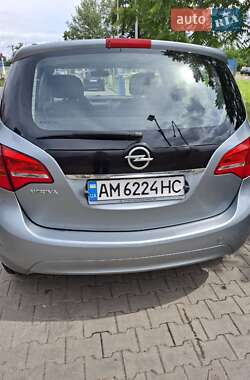 Мікровен Opel Meriva 2010 в Ужгороді