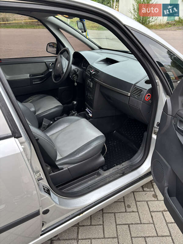 Мікровен Opel Meriva 2010 в Стрию