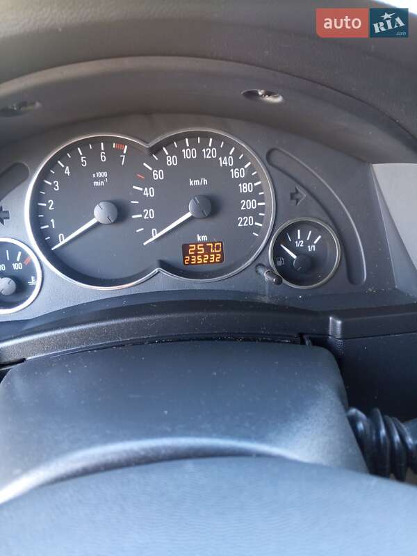 Микровэн Opel Meriva 2005 в Косове